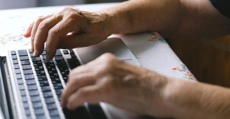 Jak założyć pocztę email - poradnik dla Seniora